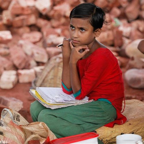 Division of knowledge and labor and today's globalization