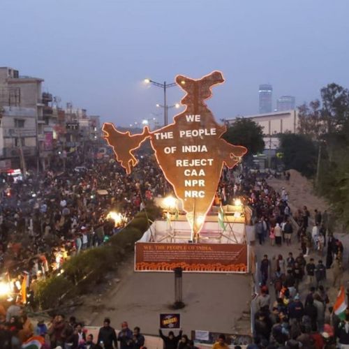 keho nahi jane kar ahbane koto manush dhara