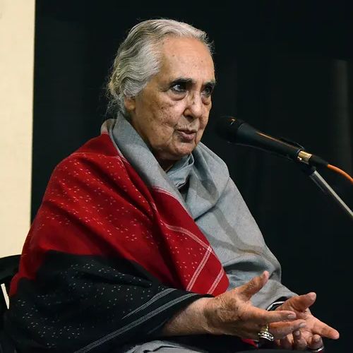 Mahmud destroyed the temple, the mosque of the Shias