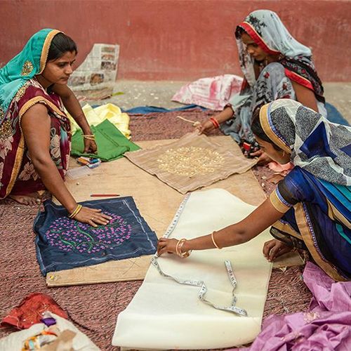mold floor workers are also fighting 